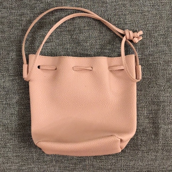 DRAWSTRING Small Bag Pink Peach Faux Leather Used - Picture 4 of 12
